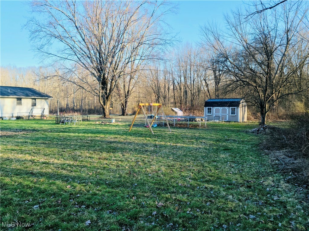 Property Photo: 2442 Ridgewood OH 44444