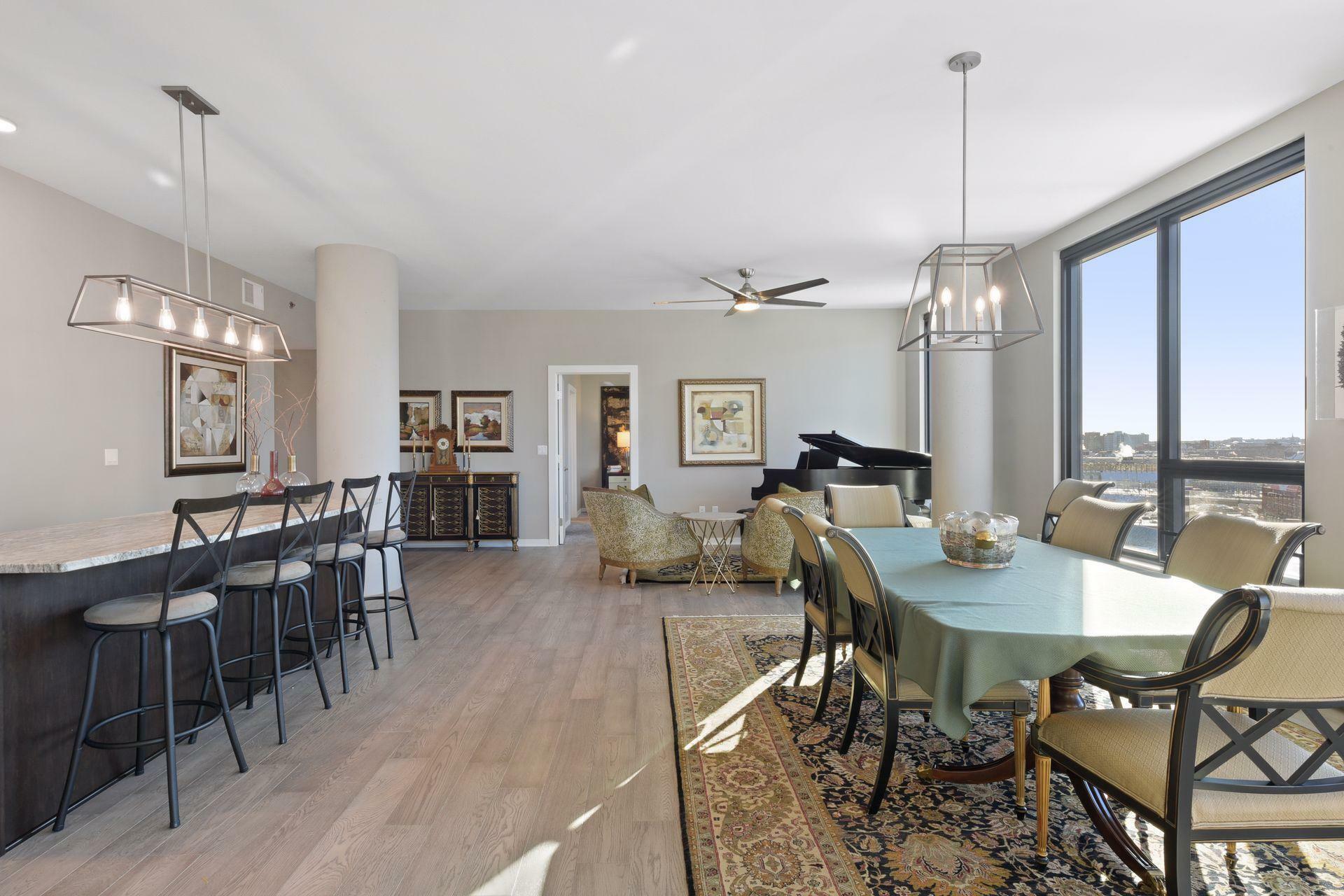 Property Photo: 1240 S 2nd Street 906 MN 55415