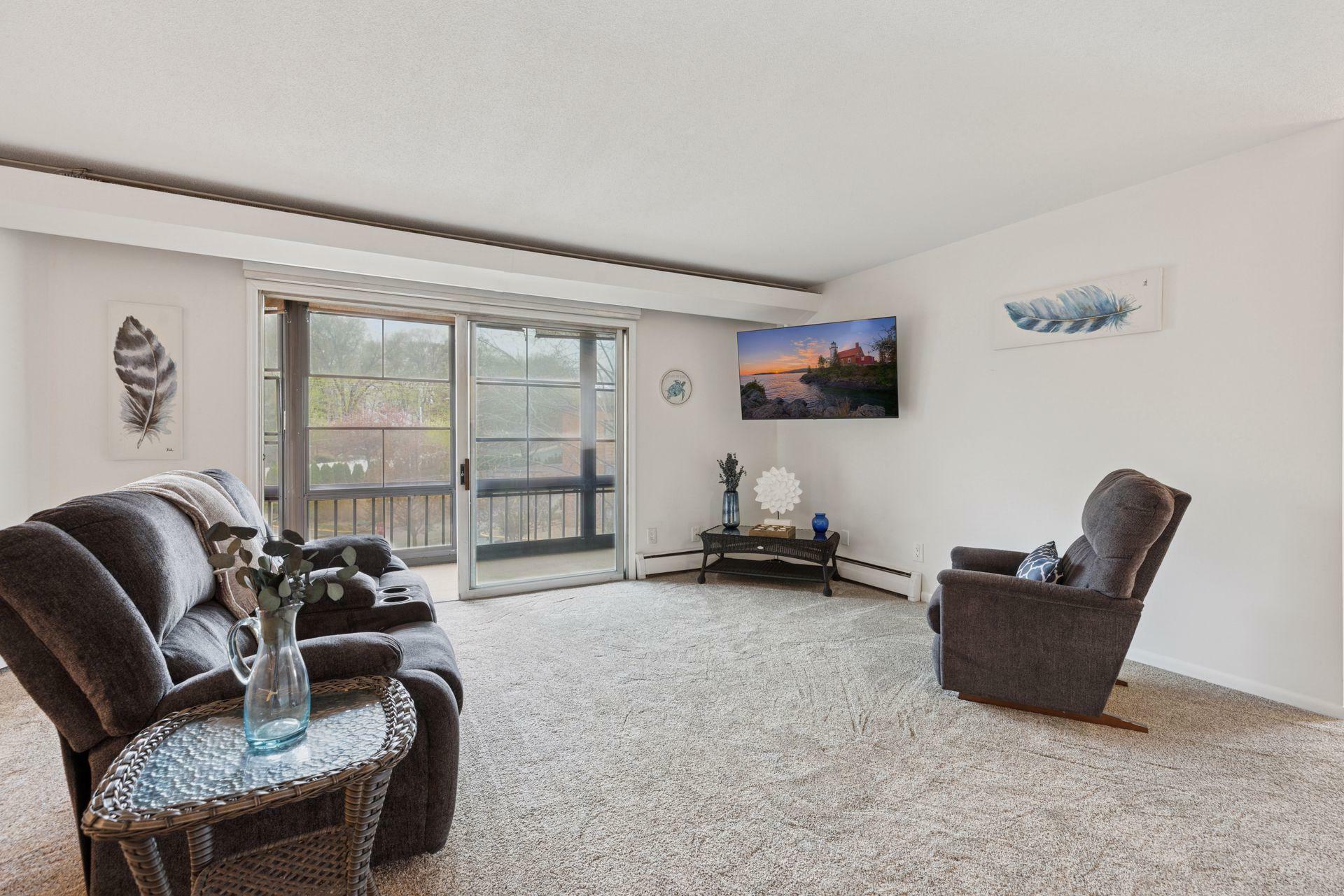 Property Photo: 5410 Three Points Boulevard 435 MN 55364