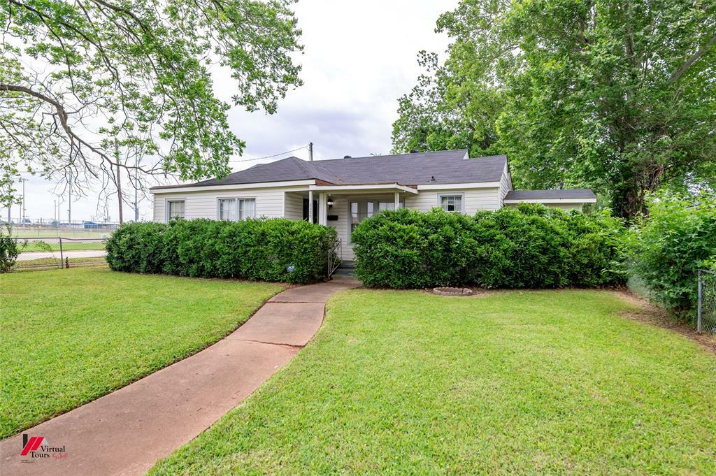 Property Photo: 2232 Alameda Drive LA 71111