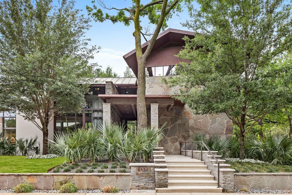 Property Photo: 6124 Saint Andrews Drive TX 75205