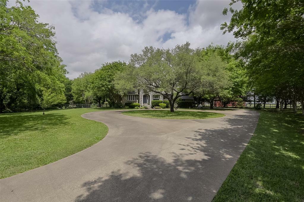 Property Photo: 1120 Broadhead Road TX 75165
