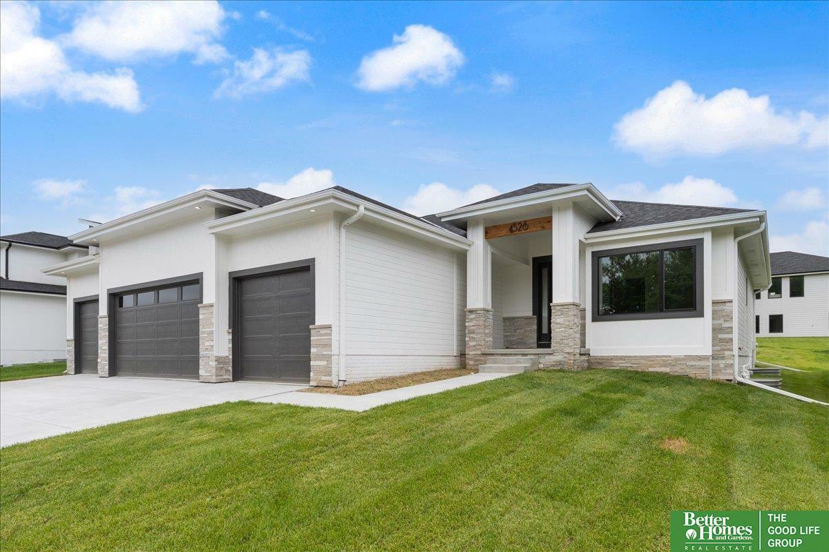 Property Photo: 4530 S 203rd Street NE 68135