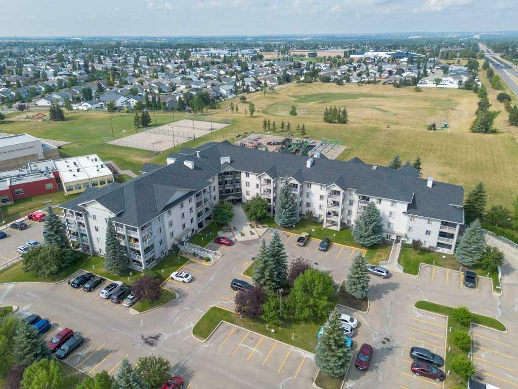 Property Photo: 60 Lawford Avenue 411 AB T4R 3E9
