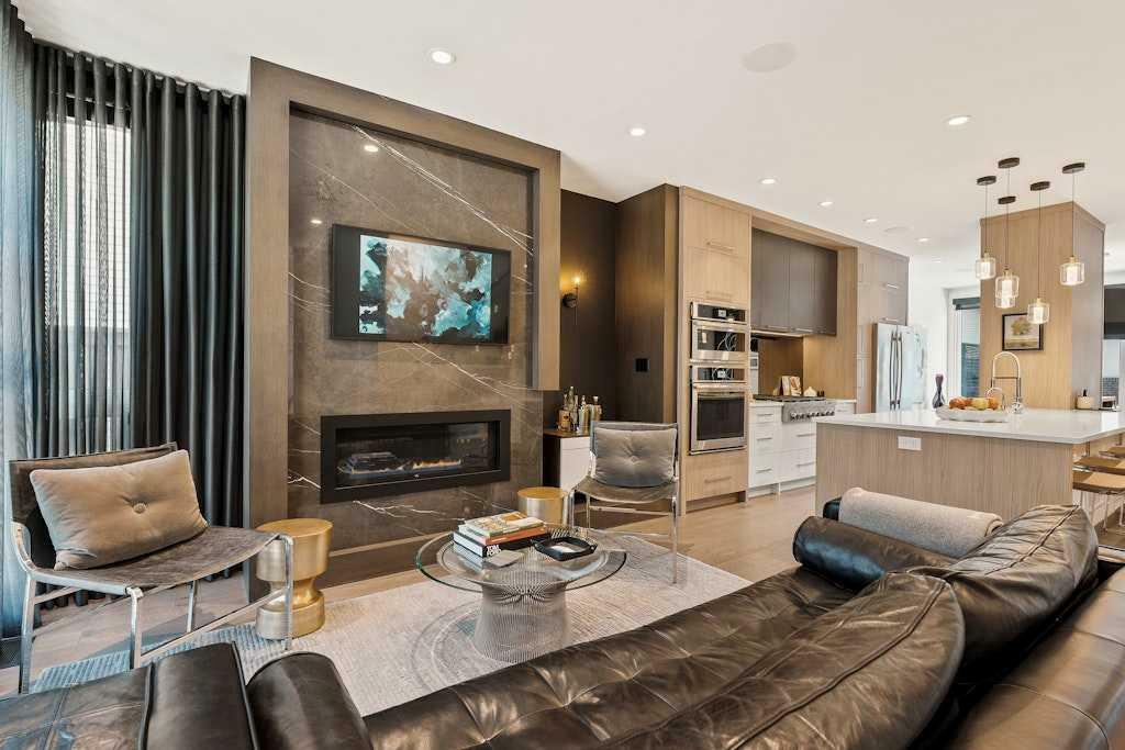 Property Photo: 3815 1A Street SW AB T2T 6P4