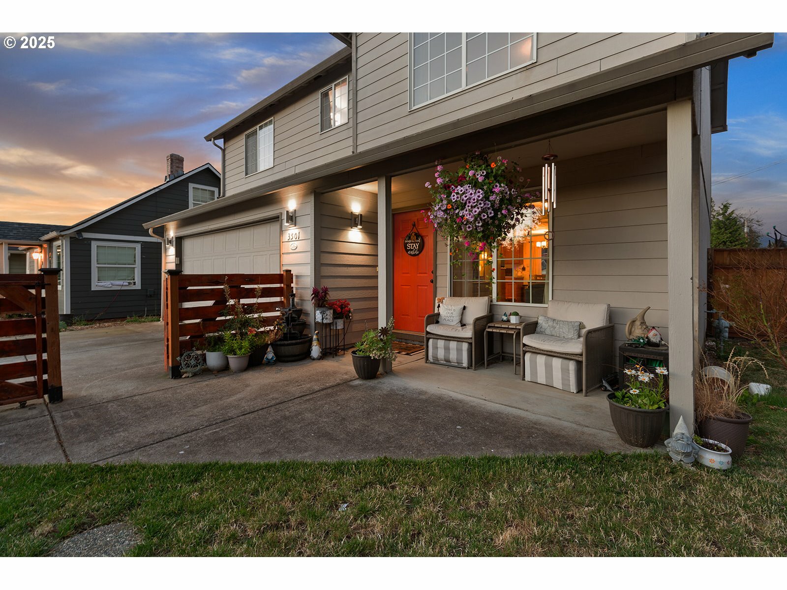 Property Photo: 3501 O St WA 98663