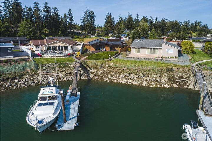 146  Lummi Dr  La Conner WA 98257 photo