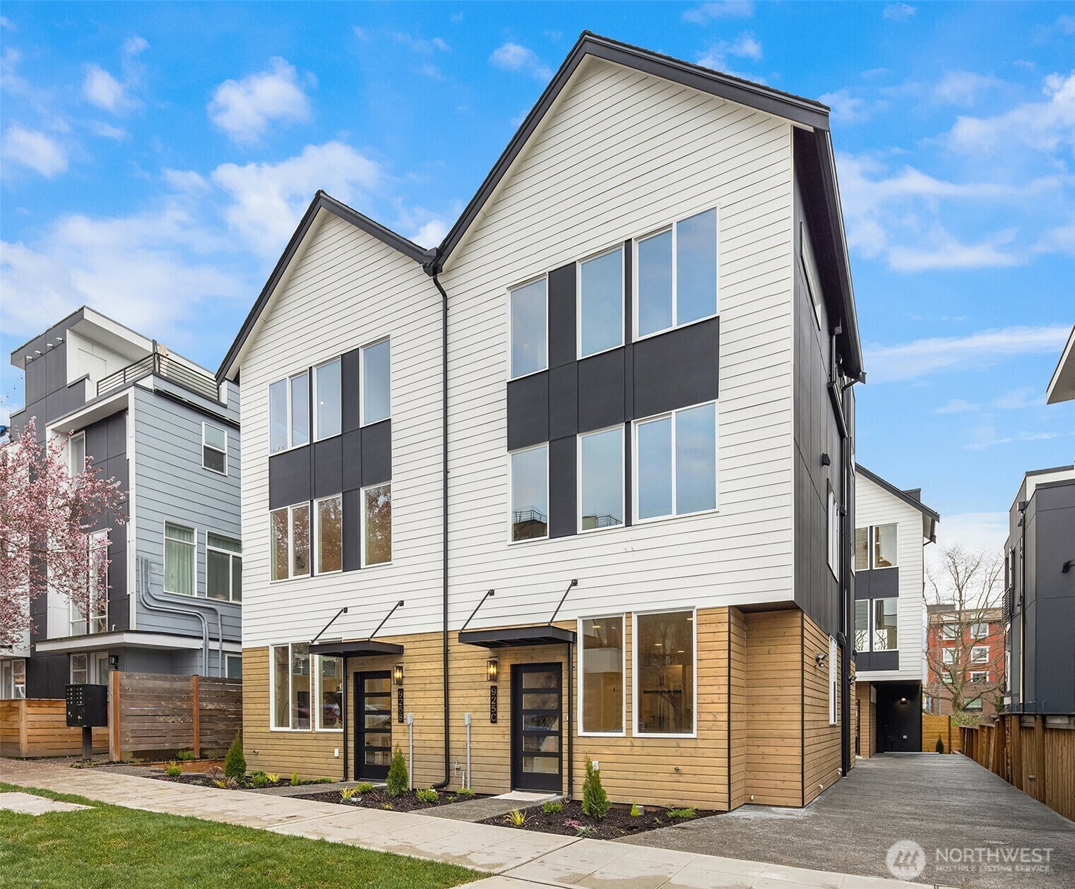 Property Photo: 923 NW 56th Street C WA 98107