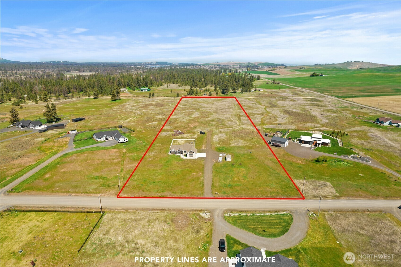 Property Photo: 16612 W Rolling Hills Estates Lane WA 99004
