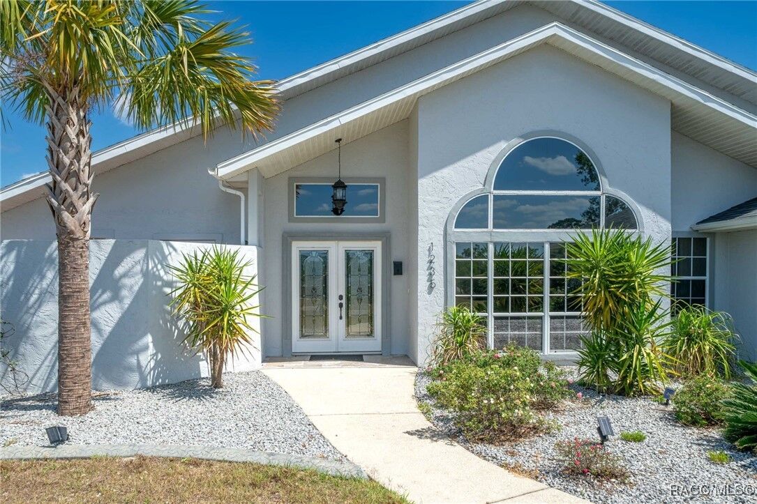 Property Photo:  1235 E Hartford Street  FL 34442 