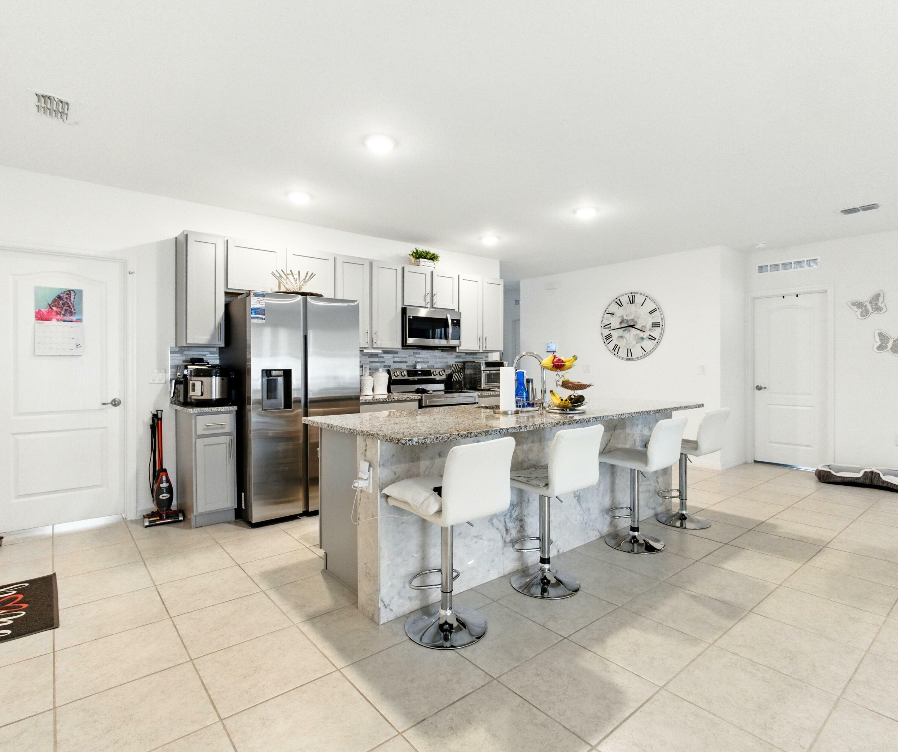 Property Photo: 3020 SW Ann Arbor Road FL 34953