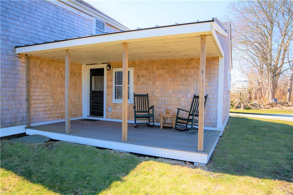 Property Photo:  127 Willow Avenue  RI 02837 