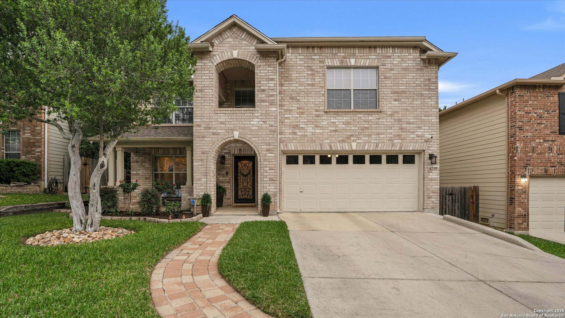 6139 Mackenzie  San Antonio TX 78247 photo