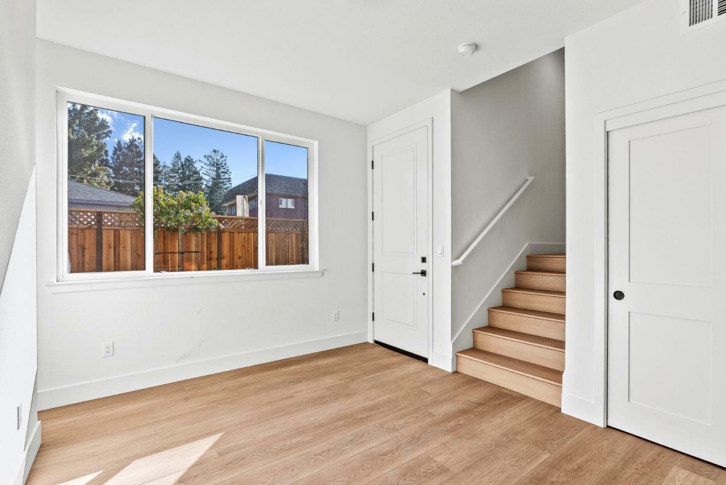 Property Photo: 939 Woodside Road CA 94061