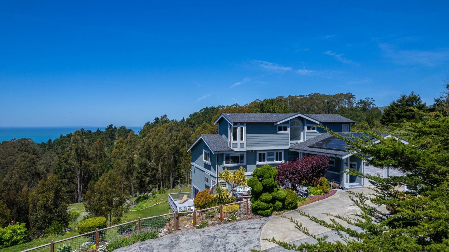 Property Photo: 770 Alta Vista Road CA 94037