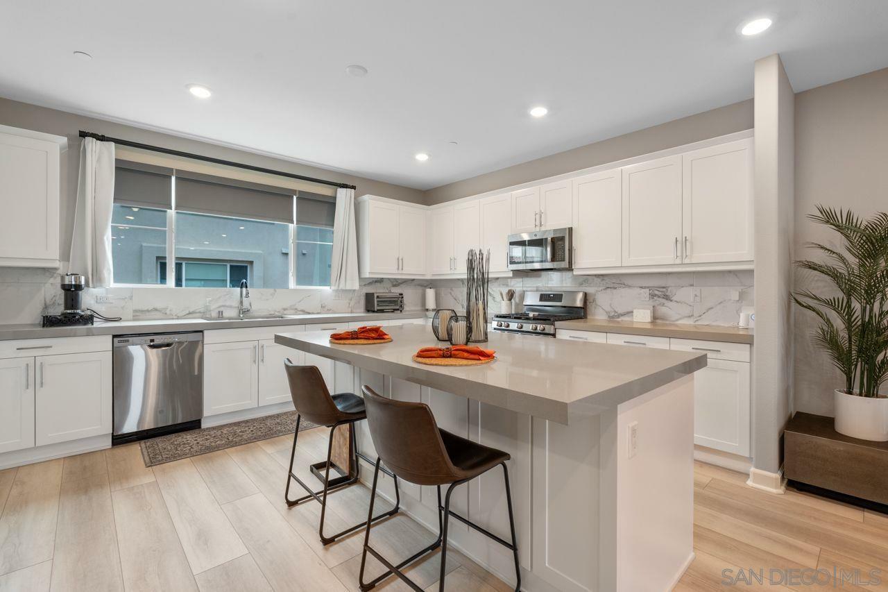 Property Photo: 3583 Brody Way CA 92056