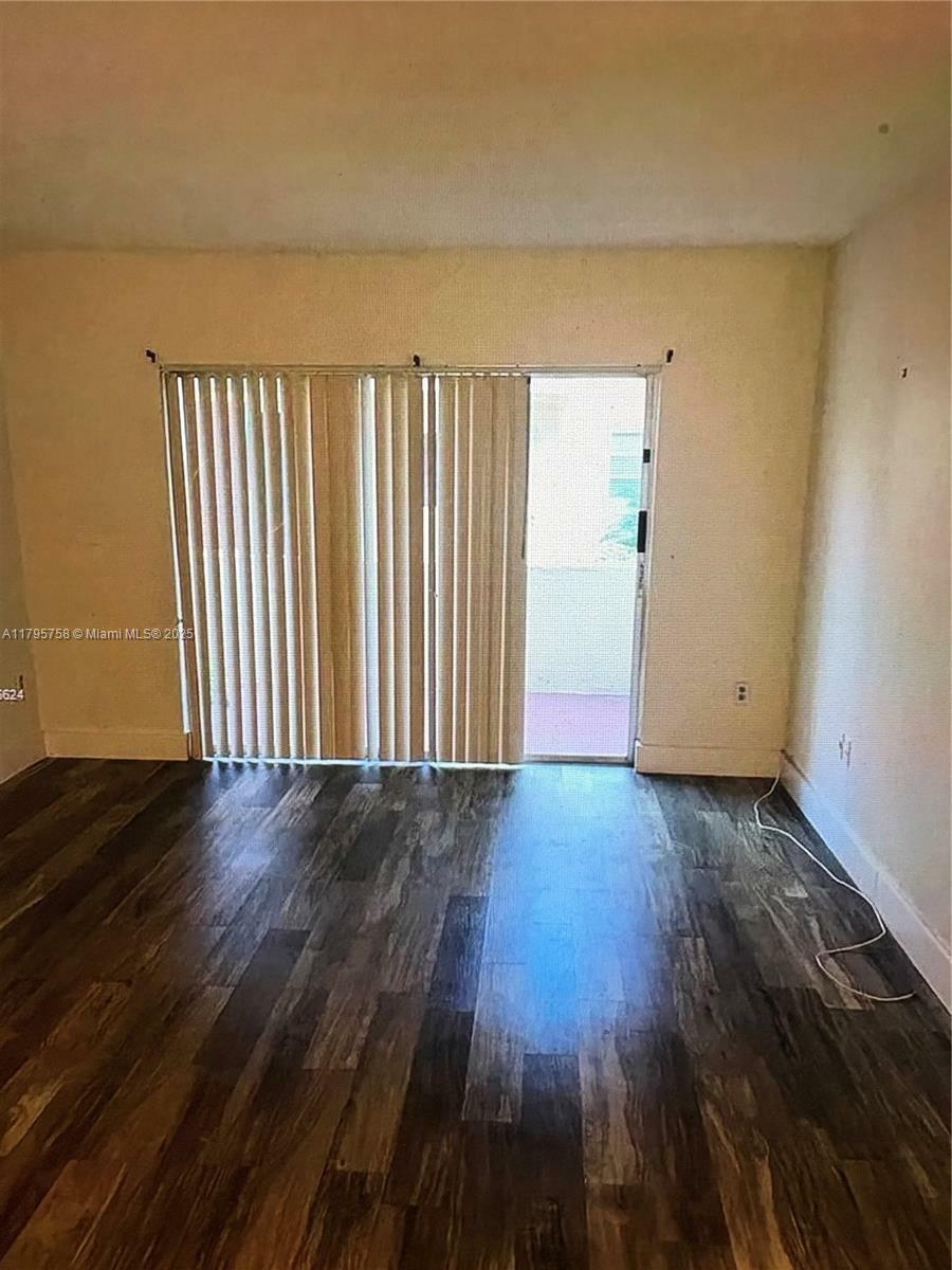 Property Photo: 13864 SW 90th Ave FL 33176