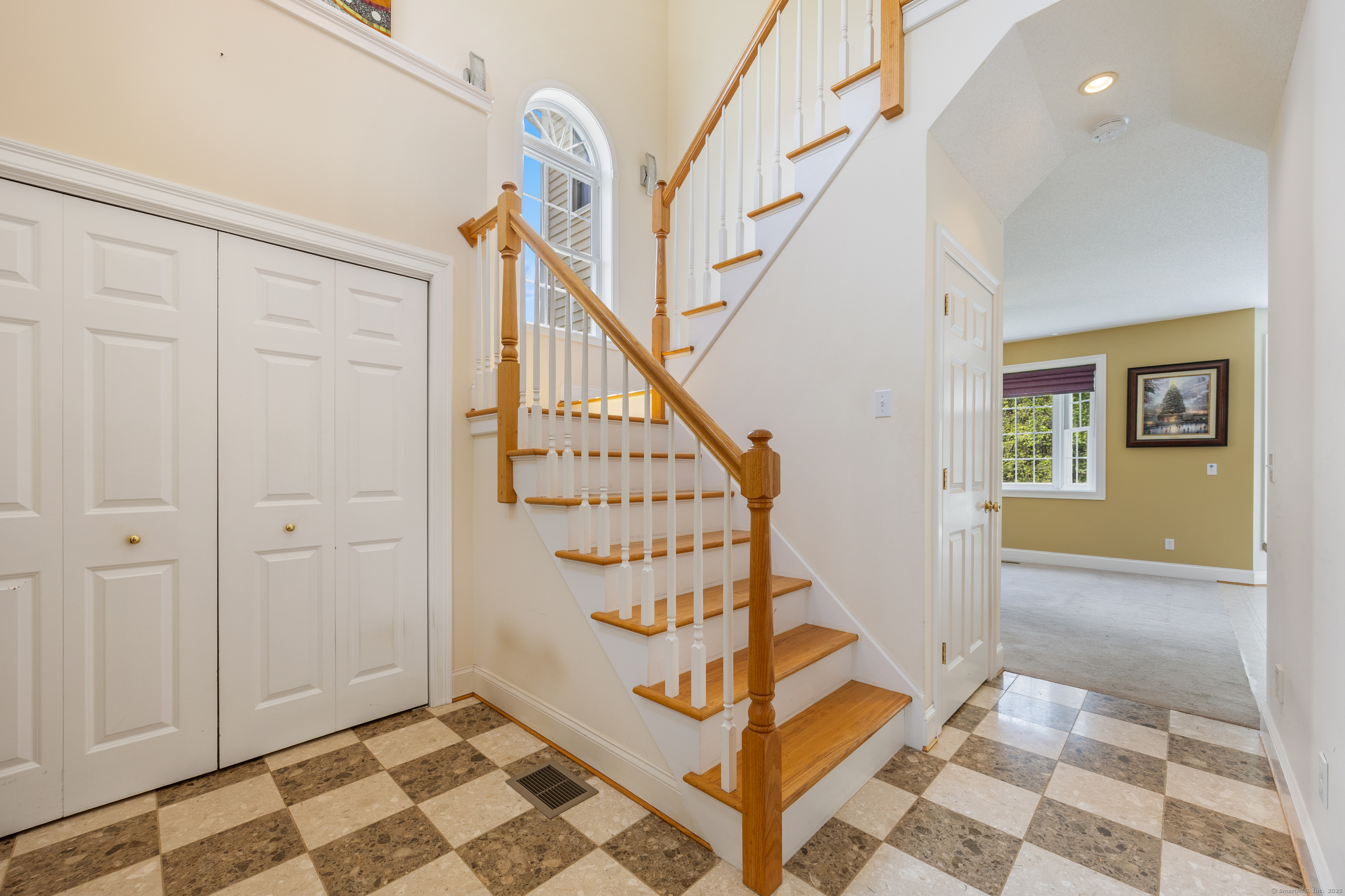 Property Photo: 85 Chippenwood Lane CT 06010
