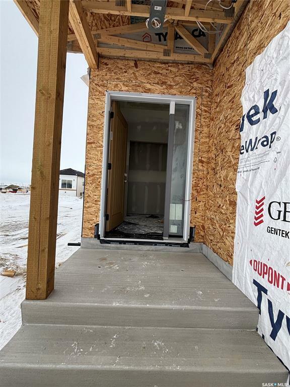 Property Photo: 594 Sharma Crescent SK S7W 1K6