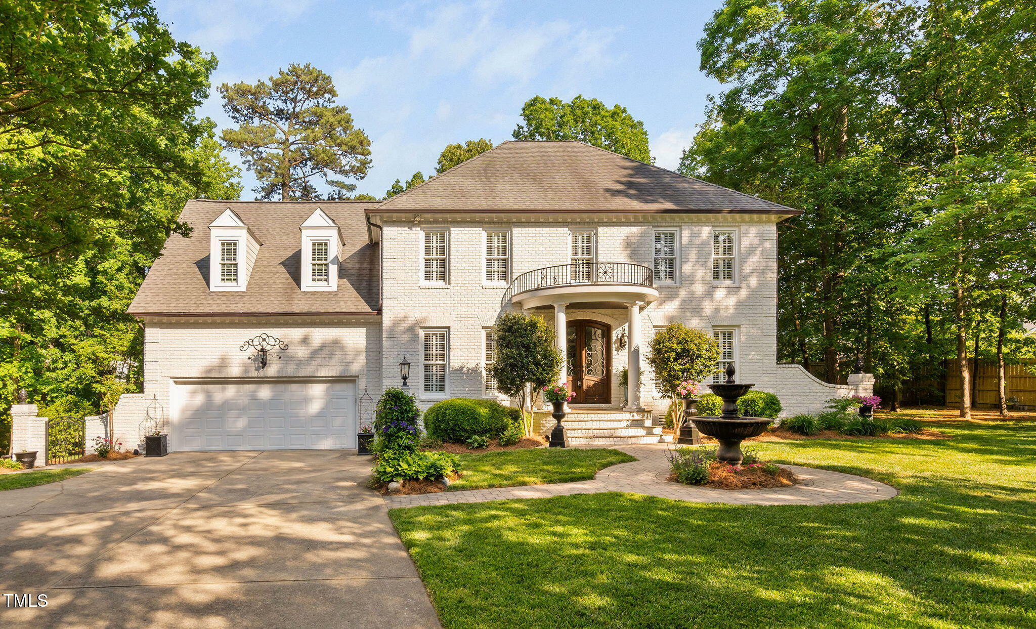 Property Photo: 106 Clendenen Court NC 27513