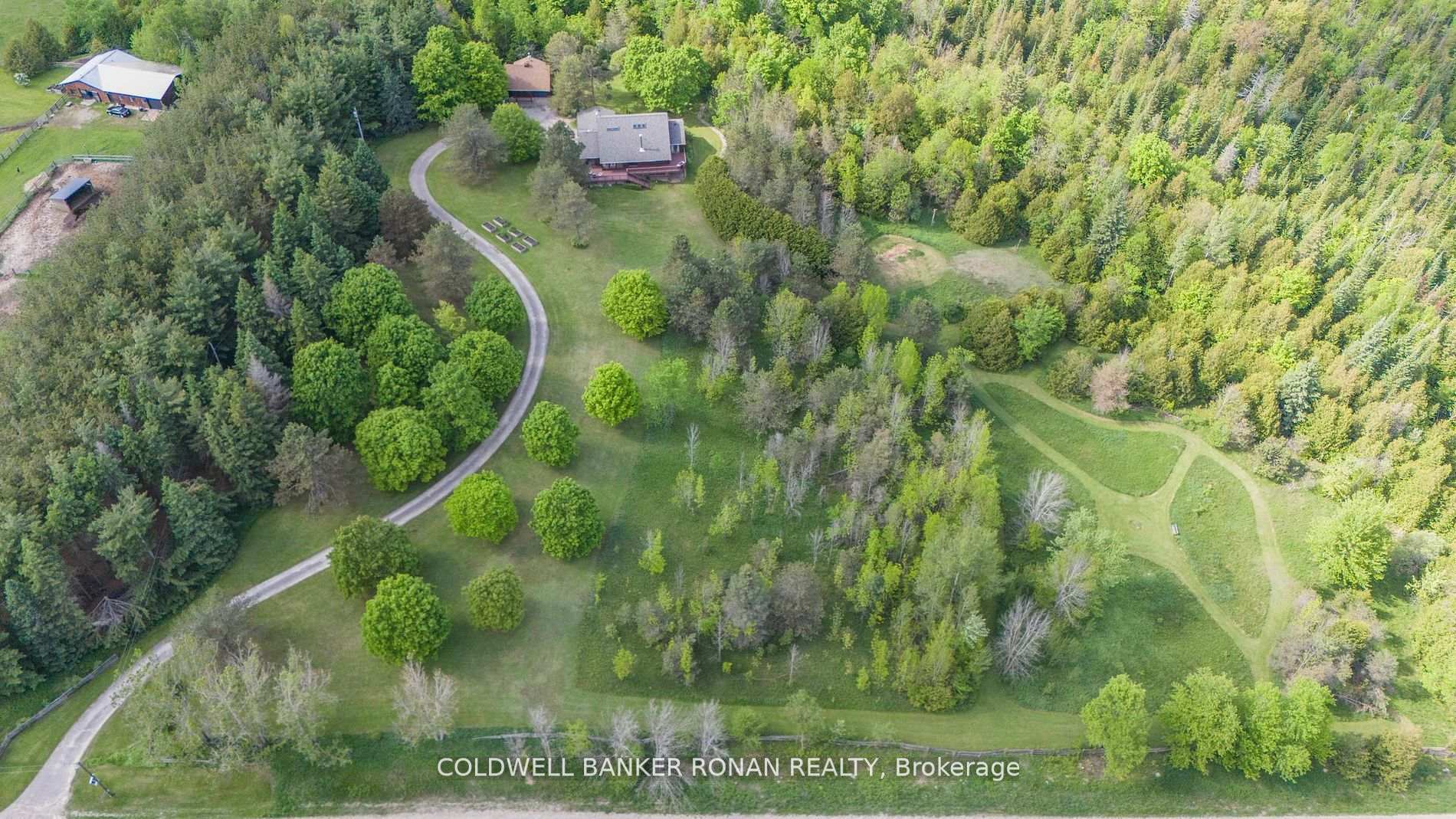 Photo de la propriété: 487283 Sideroad 30 N/A ON L9V 1H1