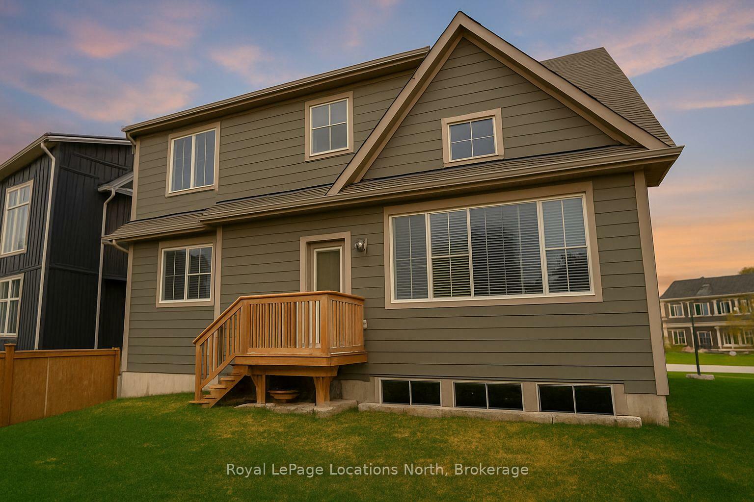 Property Photo: 207 Yellow Birch Crescent ON L9Y 0Z3