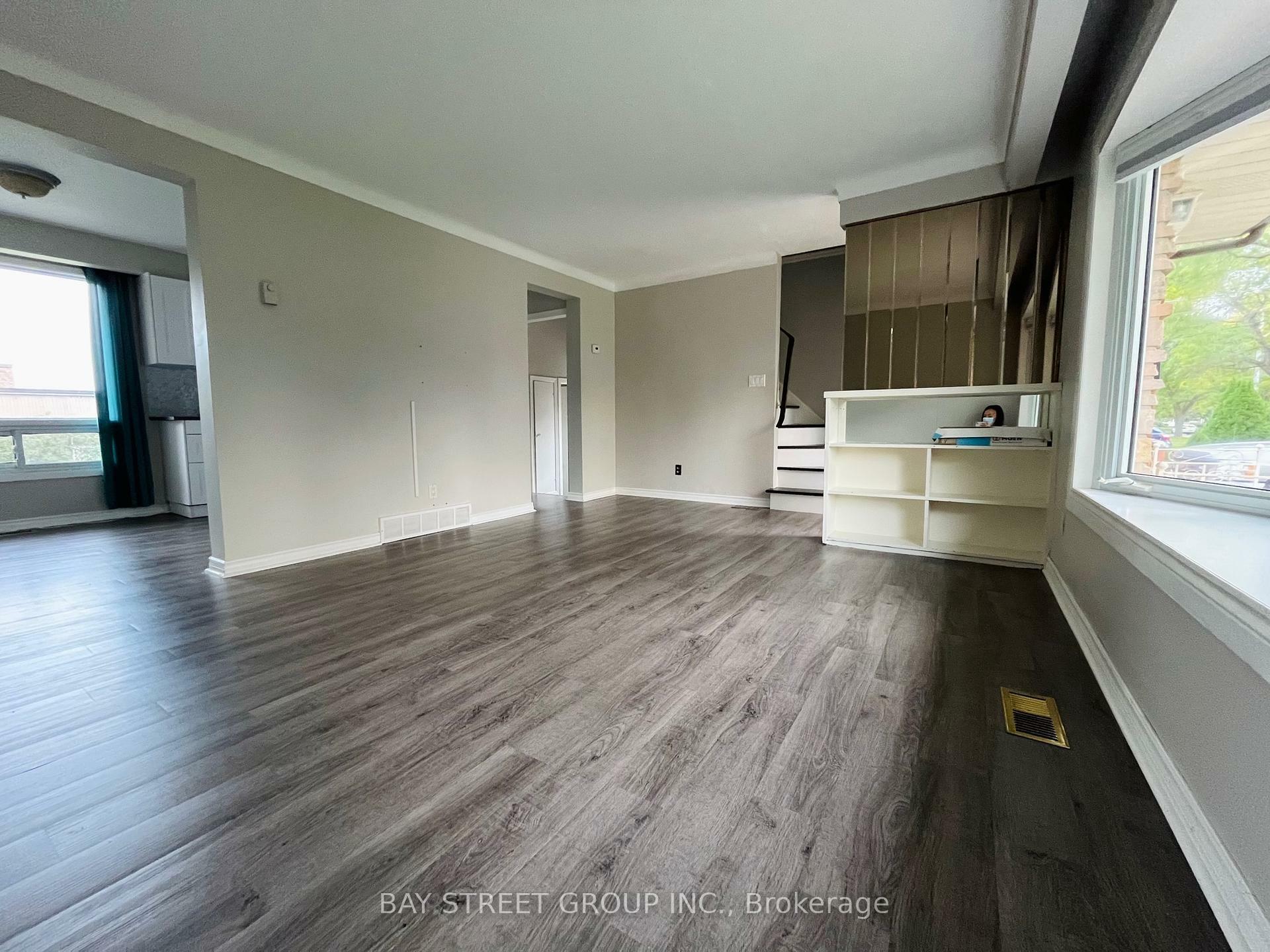Property Photo: 35 Black Knight Road ON L2N 3B9