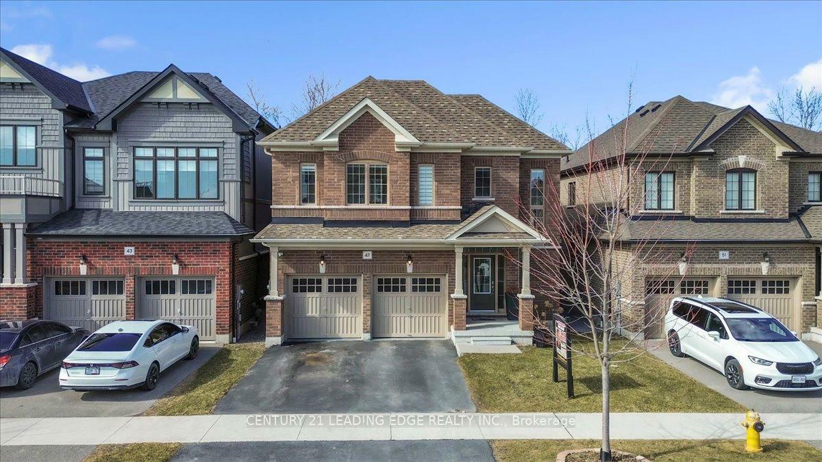 Photo de la propriété: 47 Crombie Street ON L1C 0T5