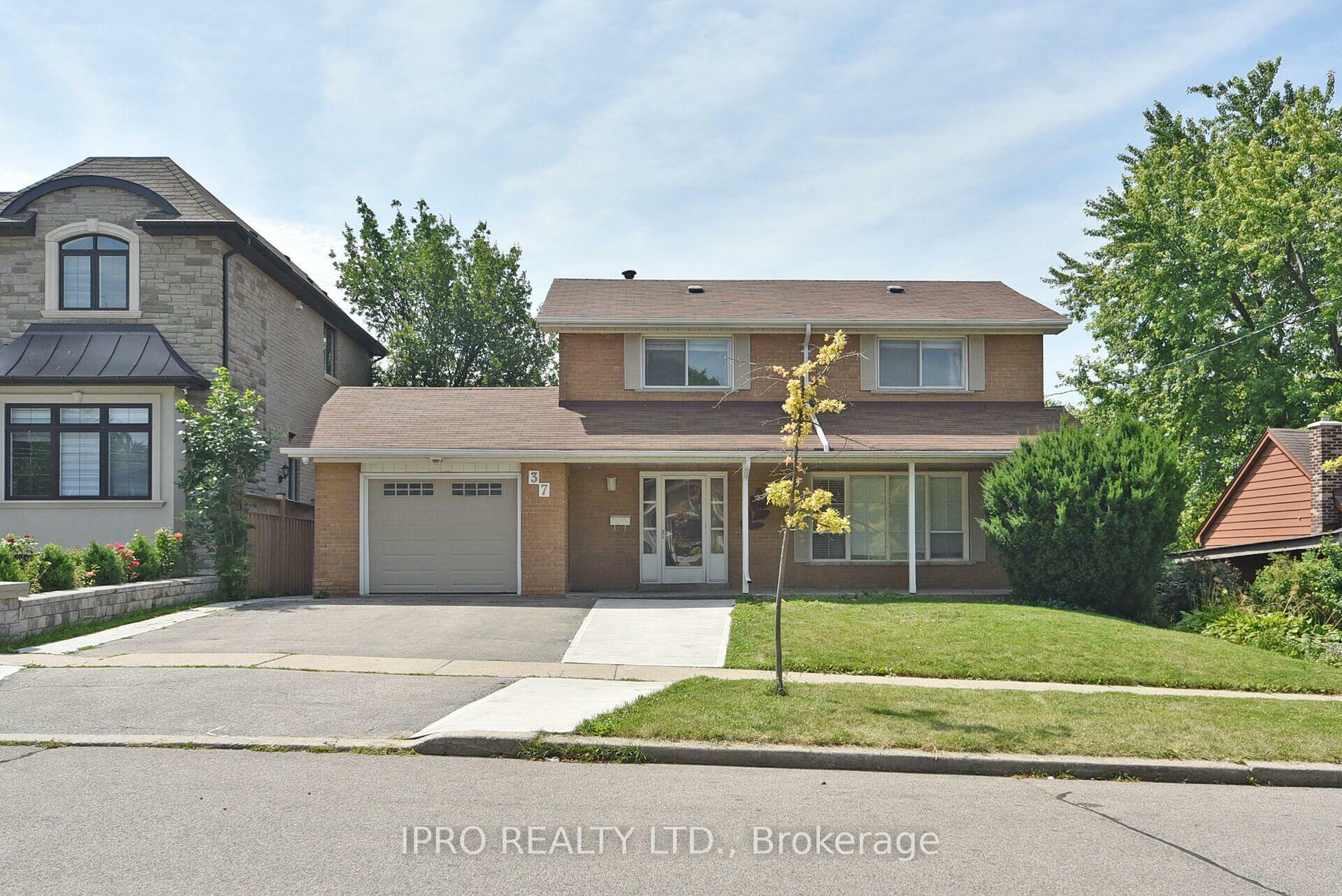 Photo de la propriété: 37 Marcella Street ON M1G 1K9
