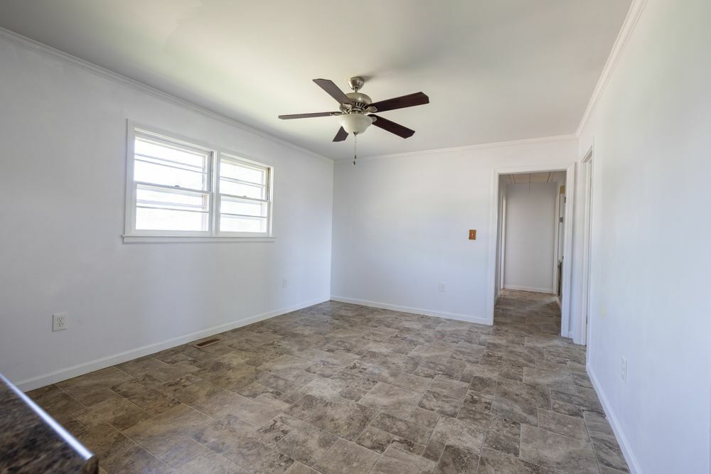 Property Photo: 2403 Dobbins Bridge Road SC 29626