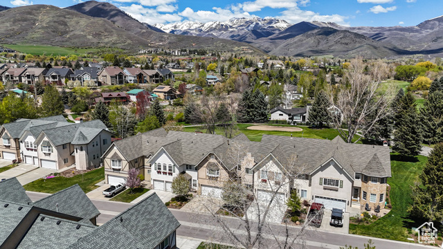 Property Photo: 384 N Cottage Creek Ct W UT 84049