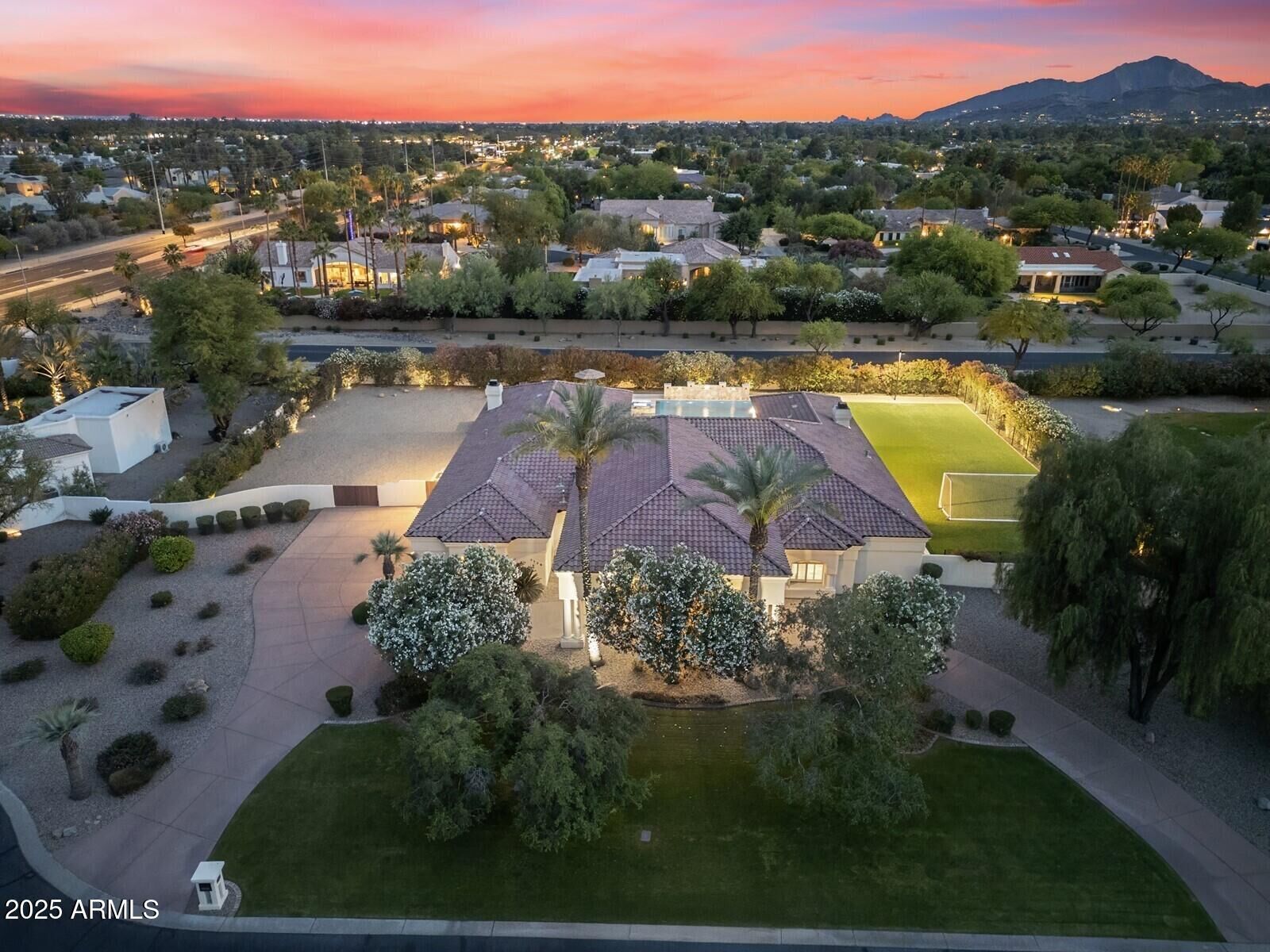 Property Photo: 7129 E Caron Drive AZ 85253