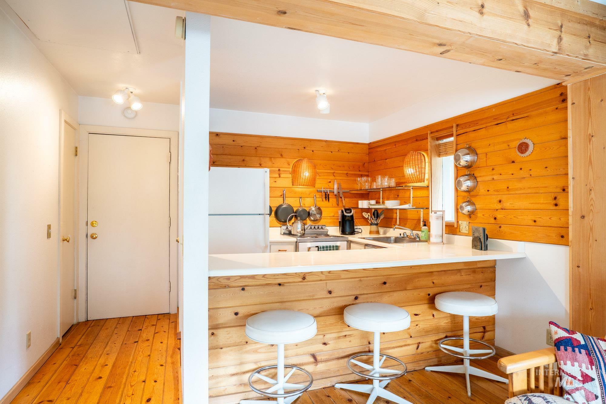 Property Photo: 260 S 2nd Ave 51 ID 83340