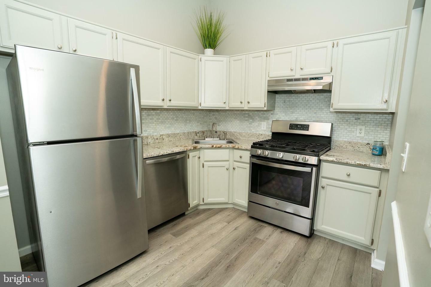 1808 Spruce Hills Drive  Glen Gardner NJ 08826 photo