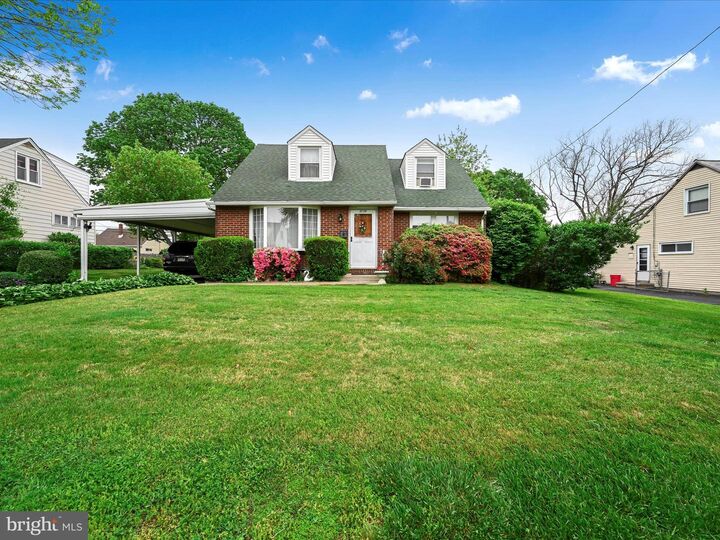 3739 Clearwater Lane  Brookhaven PA 19015 photo