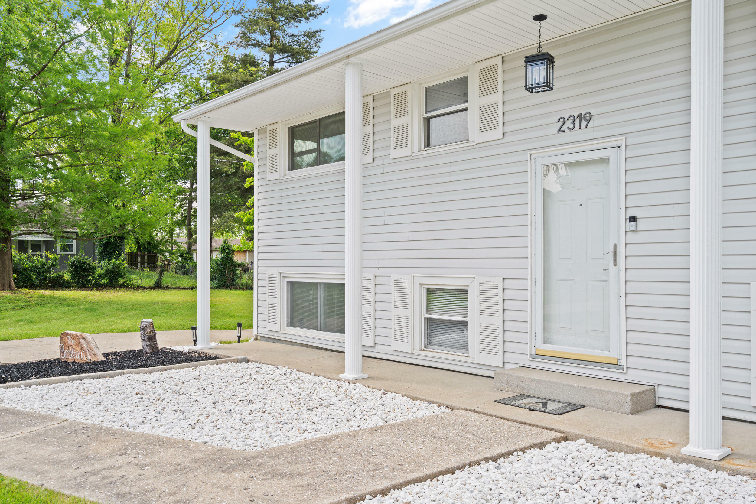 Property Photo: 2319 Windmill Ct MO 65202