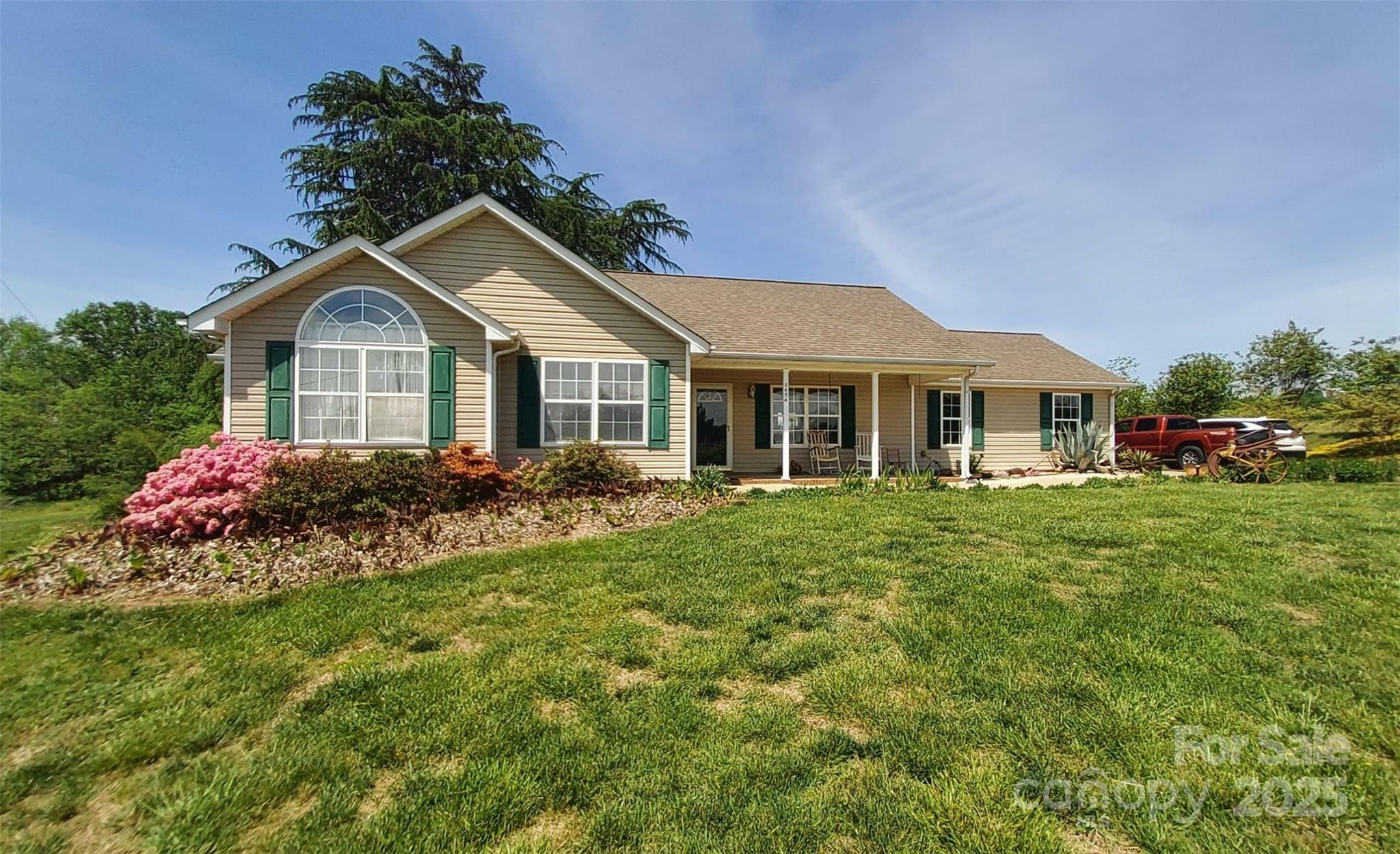 Property Photo: 6454 Sain Milling Road NC 28168