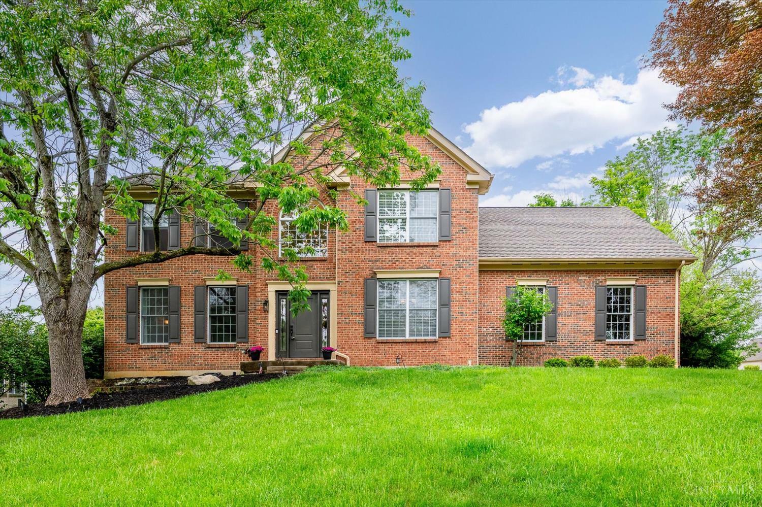 Property Photo: 689 Austrian Court OH 45150