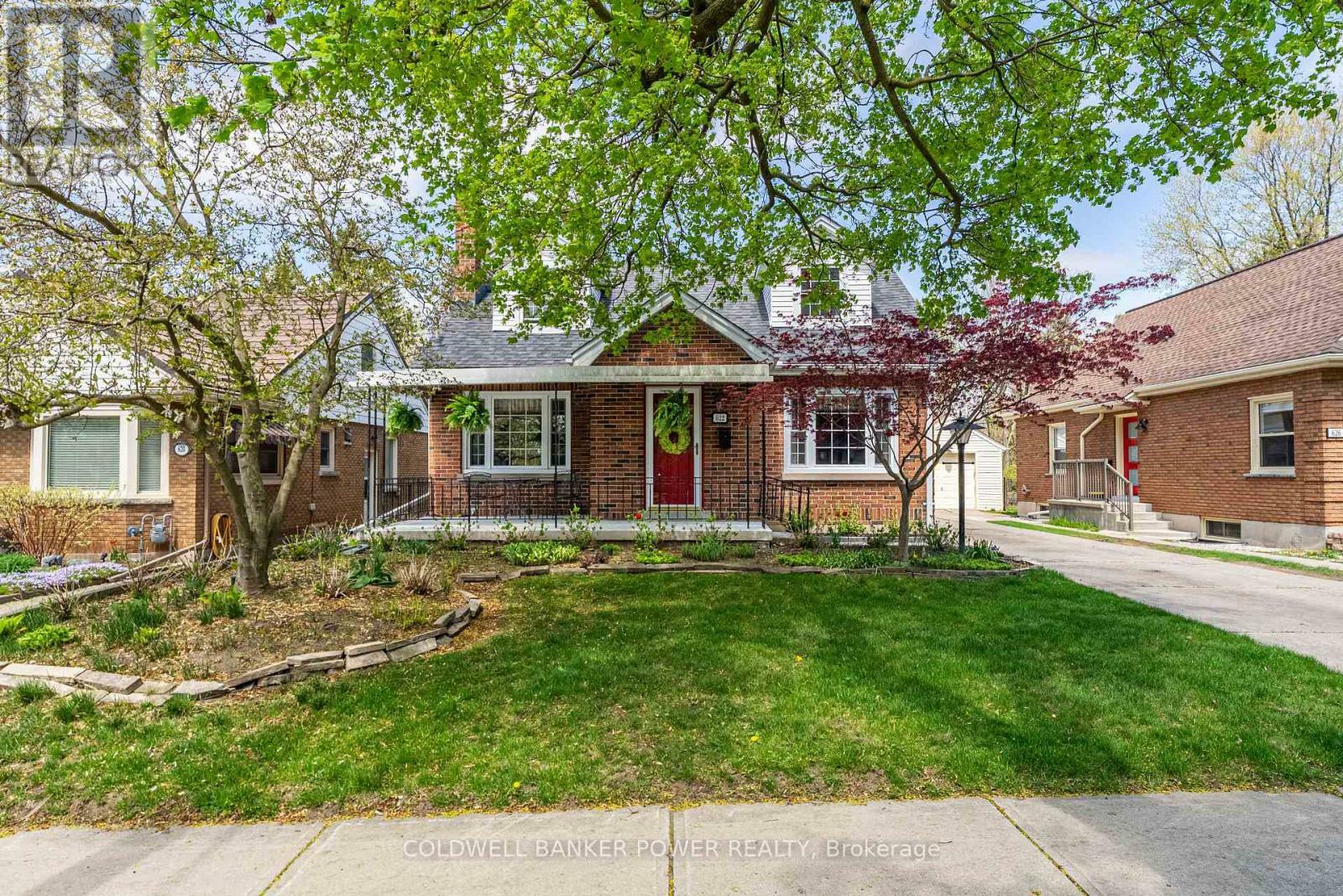 Property Photo: 622 St James Street ON N5Y 3P8
