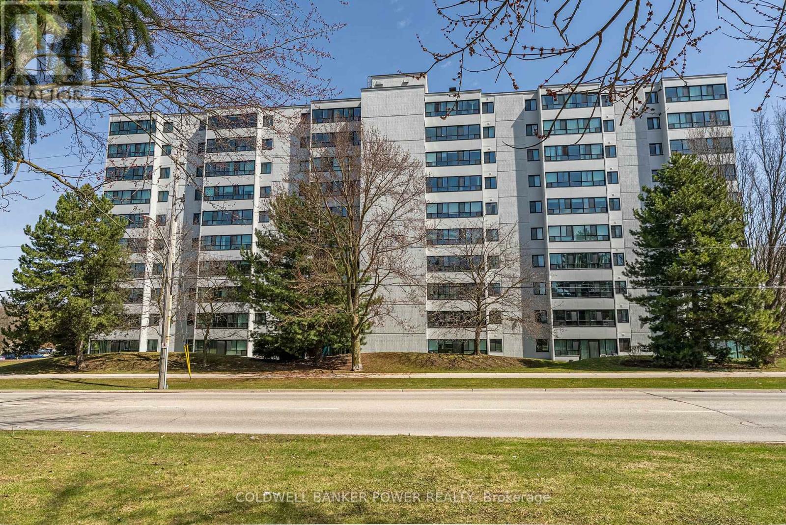 Photo de la propriété: 600 Grenfell Drive 511 ON N5X 2R8