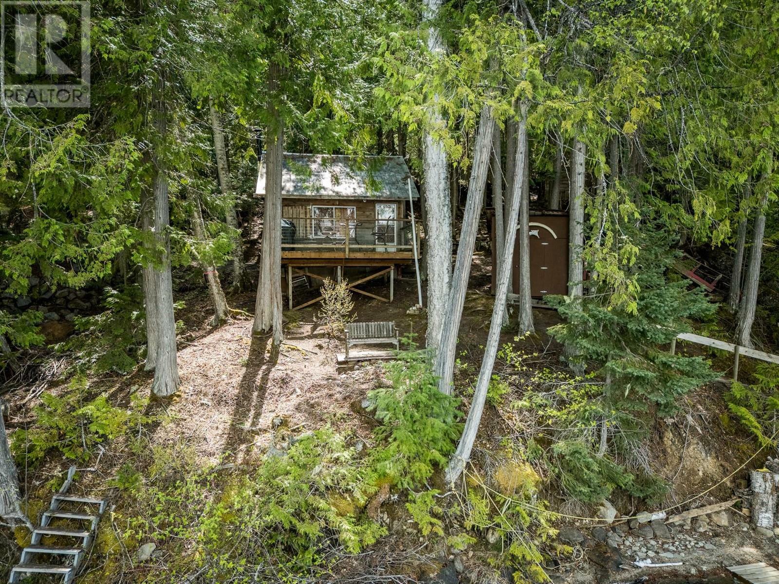Property Photo: 5319 East Barriere Lake Fs Road BC V0E 1E0