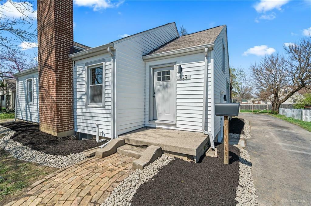 Property Photo:  709 E Dorothy Lane  OH 45419 