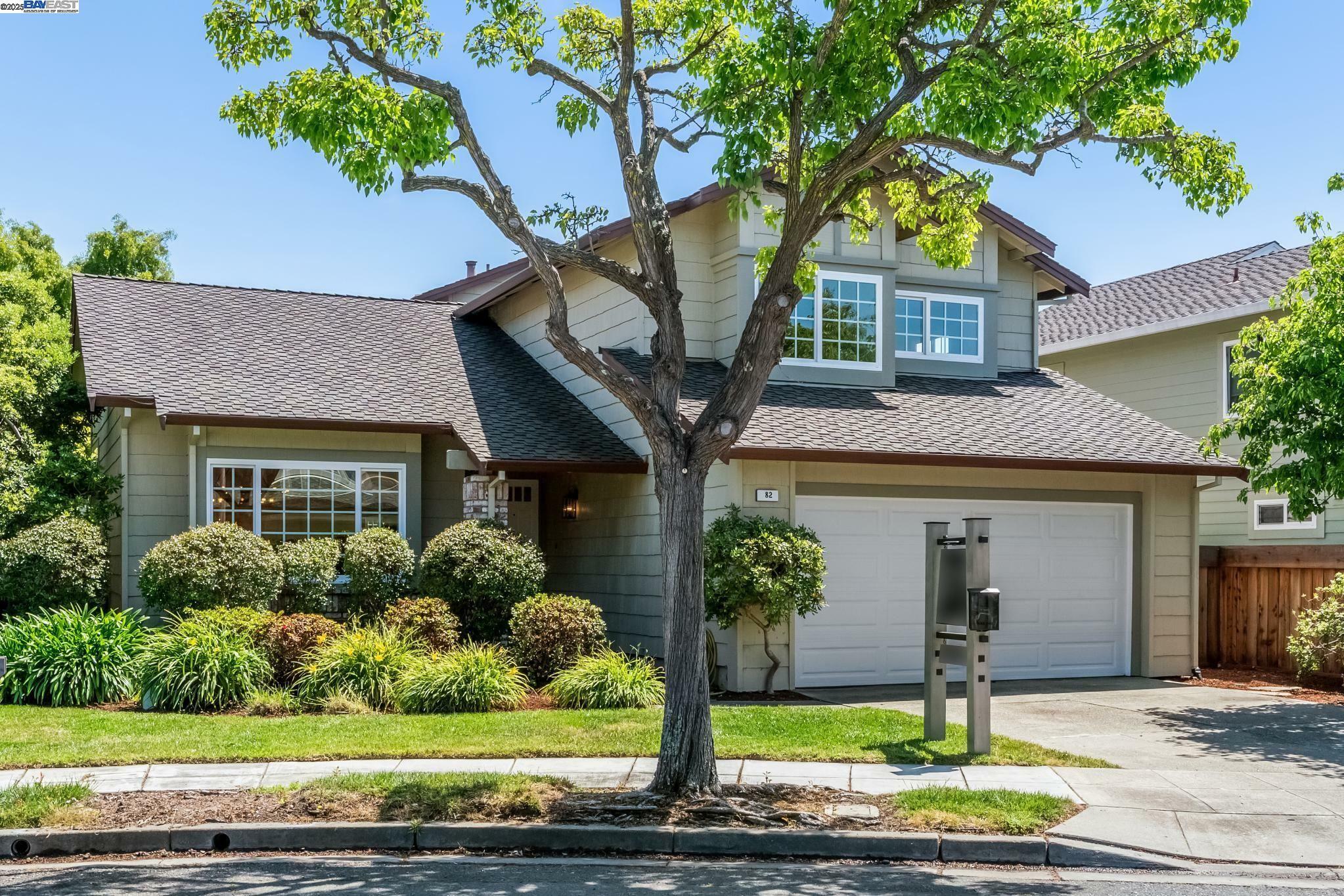 Property Photo:  82 Applegate Way  CA 94502 