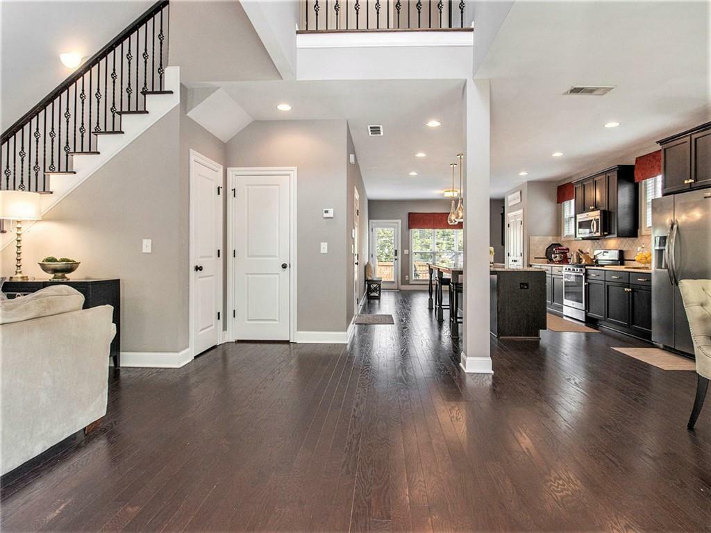Property Photo: 1580 Johnson Road NW GA 30318