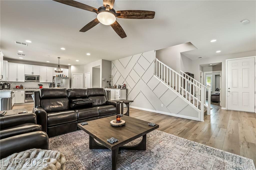 Property Photo: 10565 Olinda Street NV 89179