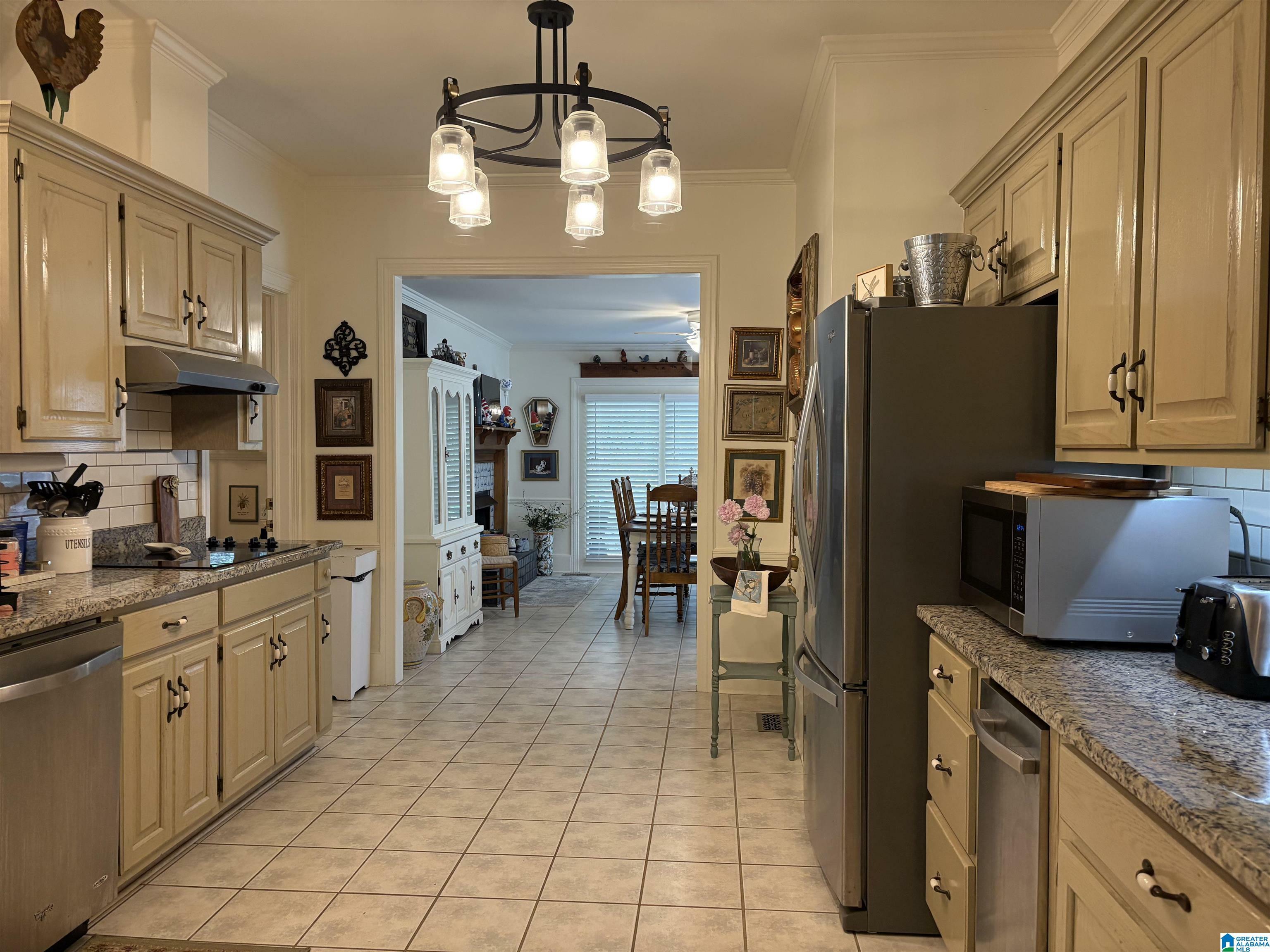 Property Photo: 307 Crestview Road AL 36207