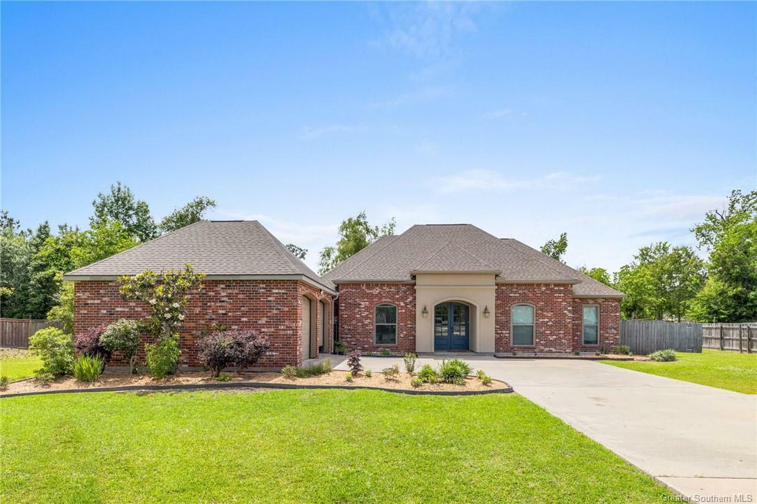 Property Photo: 633 N Jovita Road LA 70611