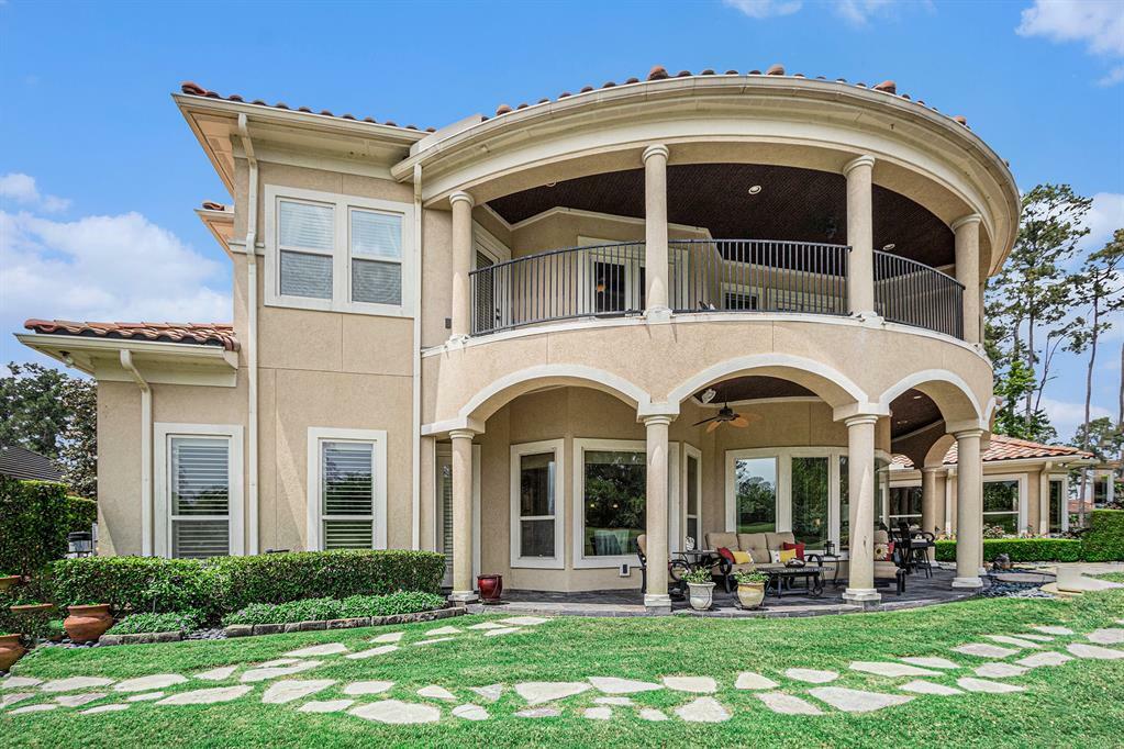 Property Photo: 2802 Twin Fountains Drive TX 77068
