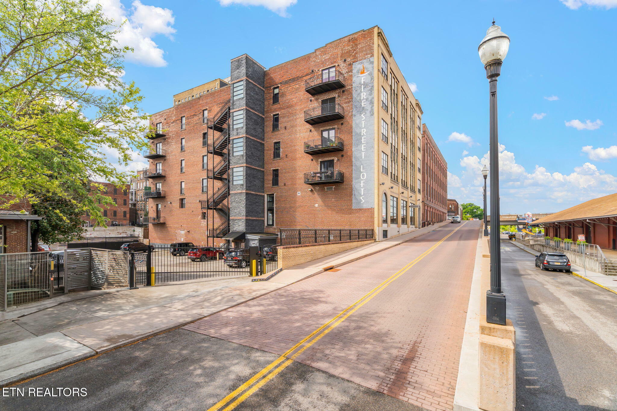Property Photo: 220 W Jackson Ave 503 TN 37902