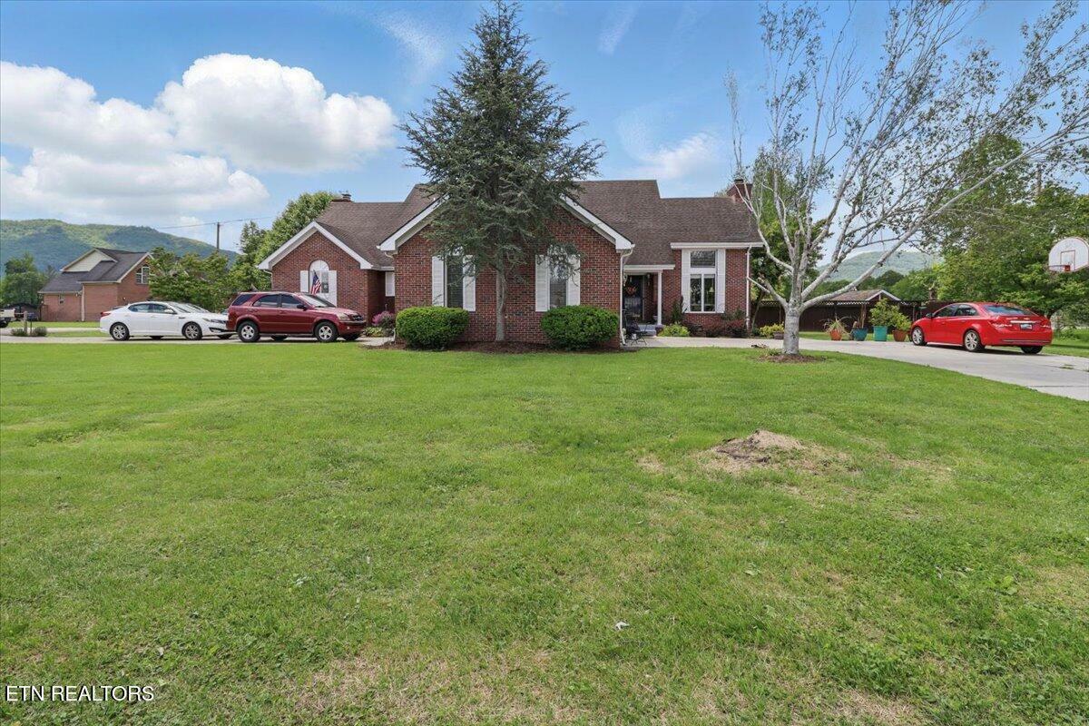 Property Photo: 523 N 30th St KY 40965
